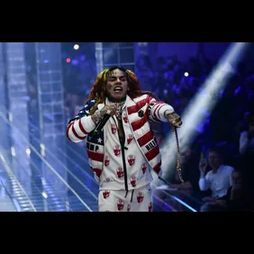 FASHION-ITALY-WOMEN-PHILIPP-PLEIN