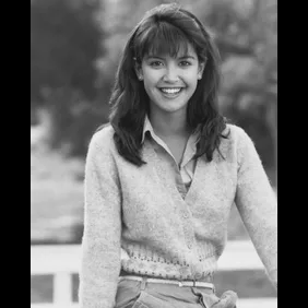 Phoebe Cates