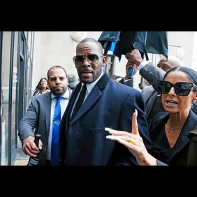 R. Kelly Returns To Court For Hearing On Sex Abuse Allegations