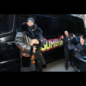 Fivio Foreign Hosts The 2022 Million Dollar Giveback For New York City Thanksgiving Coat And Food Giveaway