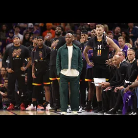 Denver Nuggets v Phoenix Suns - Game Three