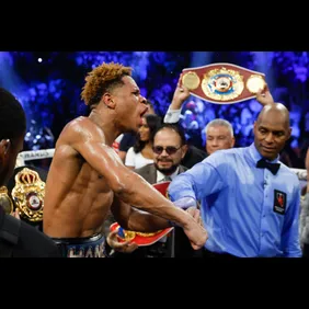 Devin Haney v Vasyl Lomachenko