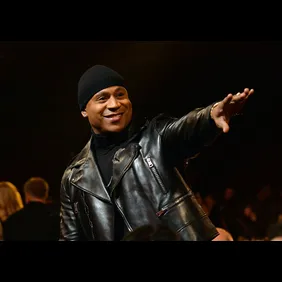 A VERY GRAMMY CHRISTMAS - Show