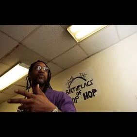 Sen. Schumer Announces Purchase Plan For Historic 1520 Sedgwick Ave