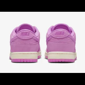 Nike-Dunk-Low-Pink-DV7415-500-5