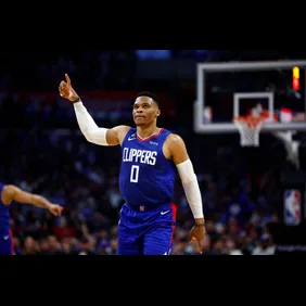 Phoenix Suns v Los Angeles Clippers - Game Three