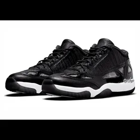 Air-Jordan-11-Low-IE-Black-White-919712-001-2023