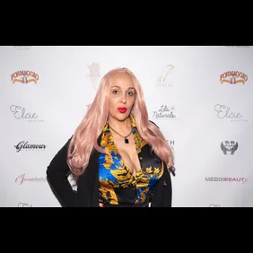 Dolores Catania Hosts "Ladies Night Out"