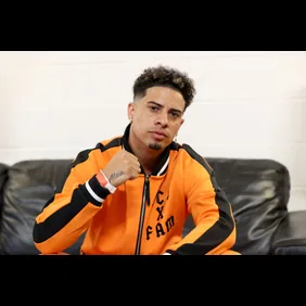 LivexLive's Social Gloves: Battle Of The Platforms PPV Livestream @ Hard Rock Stadium