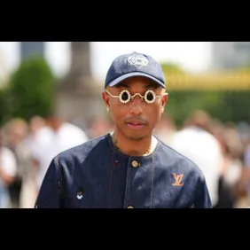 Celebrity Sightings - Paris Fashion Week - Menswear Spring Summer 2024 : Day Four