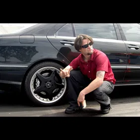 Brandon Holley of Ellegirl Races Bam Magera of Viva La Bam