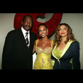 Beyonce: Beyond The Red Carpet