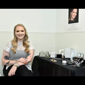 Meet Marc Jacobs Beauty &amp; Global Artistry Ambassador, Nikkie Tutorials
