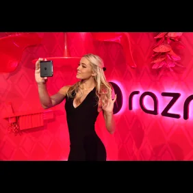 Motorola Launches New razr+ with Kim Petras and Cirque du Soleil