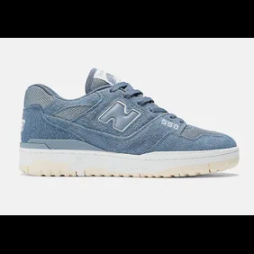 New-Balance-550-“Blue-Suede”-Official-Photos2