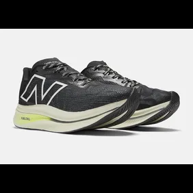 New-Balance-FuelCell-SuperComp-Trainer-v2-“Black”1