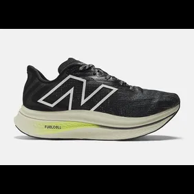 New-Balance-FuelCell-SuperComp-Trainer-v2-“Black”2