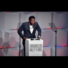 US-ENTERTAINMENT-SONGWRITERS-HALL OF FAME-SHOW