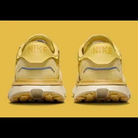 nike-phoenix-waffle-university-gold-fj1409-700-5