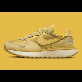 nike-phoenix-waffle-university-gold-fj1409-700-6