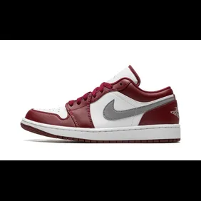 Air-Jordan-1-Low-22Bordeaux22