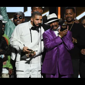 2017 Billboard Music Awards - Show