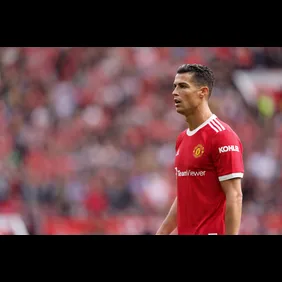 Manchester United v Aston Villa - Premier League