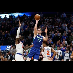 New York Knicks v Dallas Mavericks