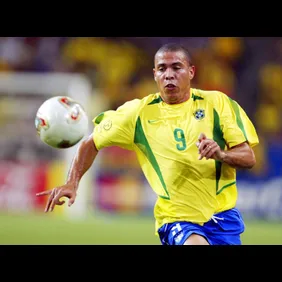 FUSSBALL: WM 2002 in JAPAN und KOREA, BRA - BEL 2:0