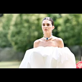 "Le Chouchou" Jacquemus' Fashion Show : Runway At Chateau De Versailles