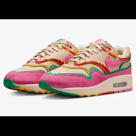 Nike-Air-Max-1-Familia-FN0598-200-4