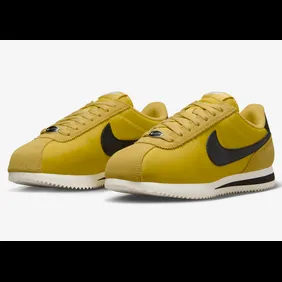 Nike-Cortez-Vivid-Sulfur-DZ2795-700-4