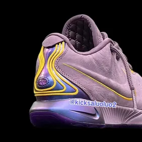 Nike-LeBron-21-Violet-Dust-FV2345-500-2