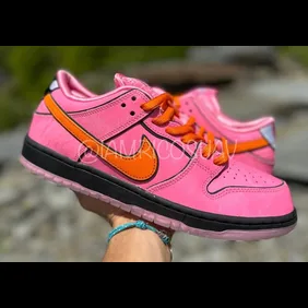 Powerpuff-Girls-Nike-SB-Dunk-Low-Blossom-FD2631-600