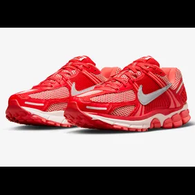 nike-zoom-vomero-5-university-red-10
