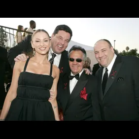 TNT Broadcasts 11th Annual Screen Actors Guild Awards - Red Carpet