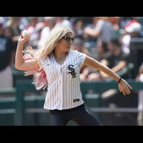 Cleveland Indians v Chicago White Sox