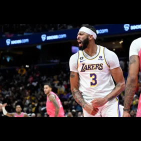Los Angeles Lakers v Washington Wizards