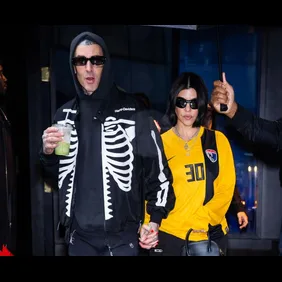 Kourtney-Kardashian-Travis-Barker