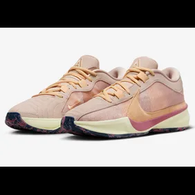 Nike-Zoom-Freak-5-Fossil-Stone-Celestial-Gold-DX4985-200-4