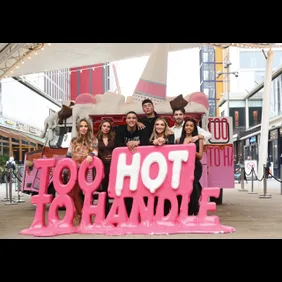"Too Hot To Handle" - Press Photocall
