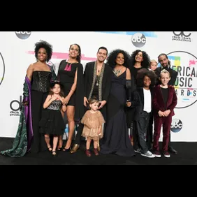 2017 American Music Awards - Press Room