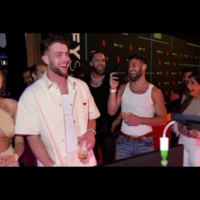 FYSEE Reali-Tea | Netflix