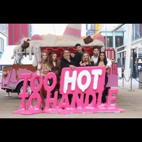 "Too Hot To Handle" - Press Photocall