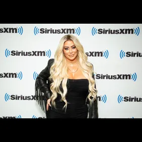 Celebrities Visit SiriusXM - November 17, 2022