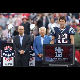 Philadelphia Eagles v New England Patriots