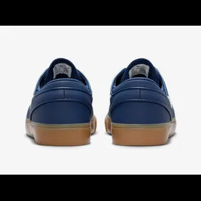 Nike-SB-Zoom-Janoski-OG-Navy-Gum-FJ1675-400-5