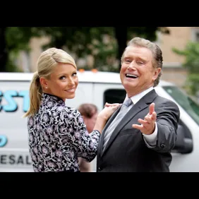 Kelly Ripa and Regis Philbin Filming Commercial on Manhattan's Upper West Side - September 26, 2005
