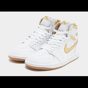 Air-Jordan-1-High-Metallic-Gold-2024-1