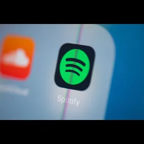 FRANCE-SWEDEN-INTERNET-TECHNOLOGY